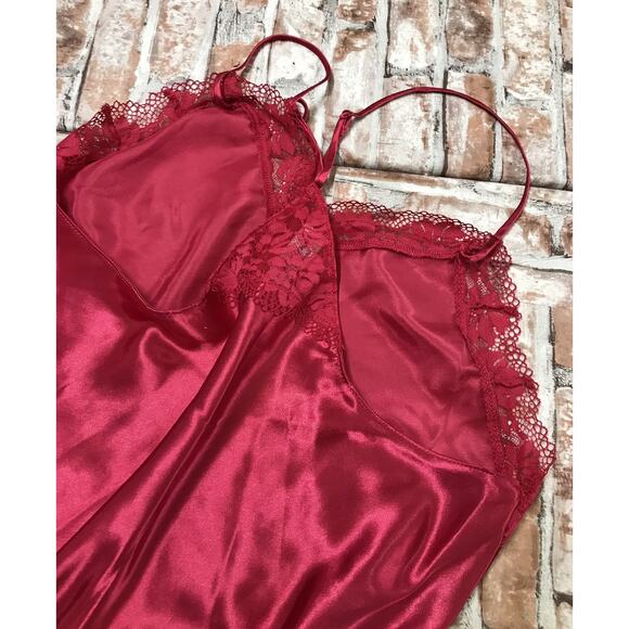 NWOT Lilac + London Solid SATIN SOFT Cami Pajama Top & Pajama Shorts Set RED LG - Picture 6 of 8
